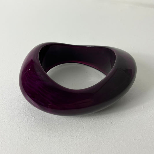 Bangle, Stylish Acrylic Purple 1980's.