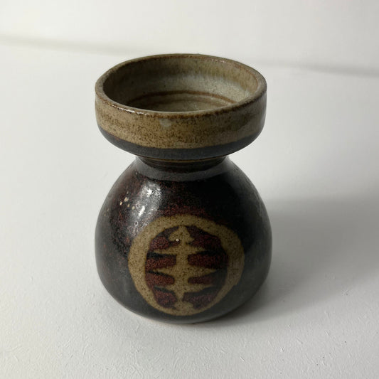 Studio Pottery, with illustrative designs by Muriel P Wright